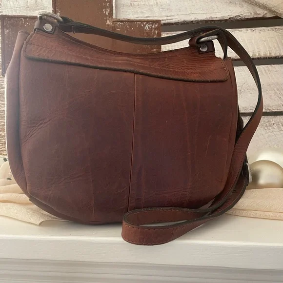 NWT Genuine Leather FRYE Amy Crossbody Handbag - Picture 3 of 15